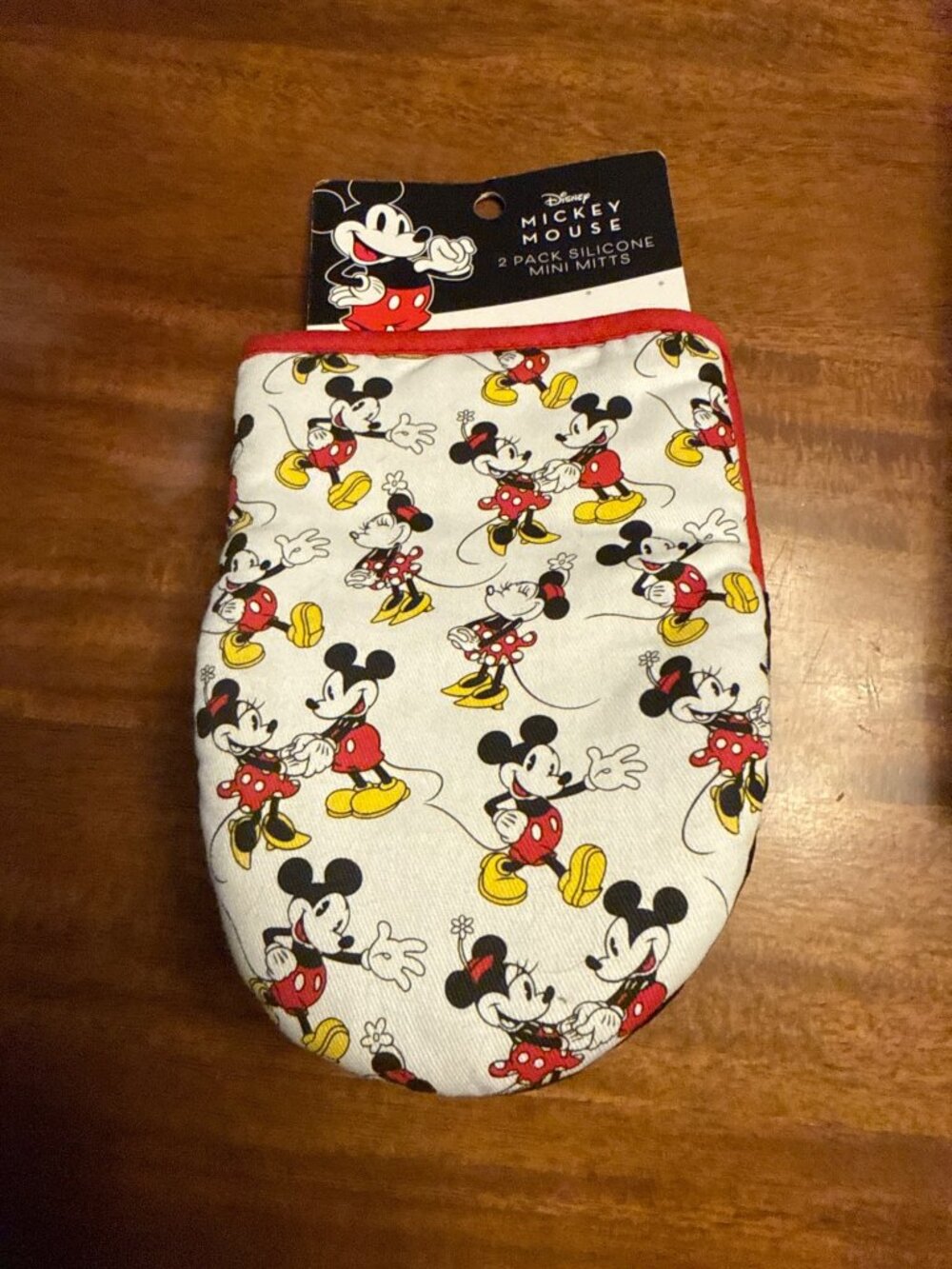 Disney Mickey Mouse 2 Pack Silicone Mini Mitts Heat Resistant 5.5x7.5 Inches Cot - Picture 1 of 4